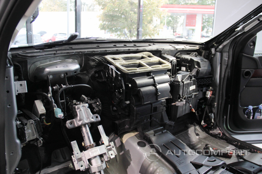 Шумоизоляция торпедо Lincoln Navigator (IV)