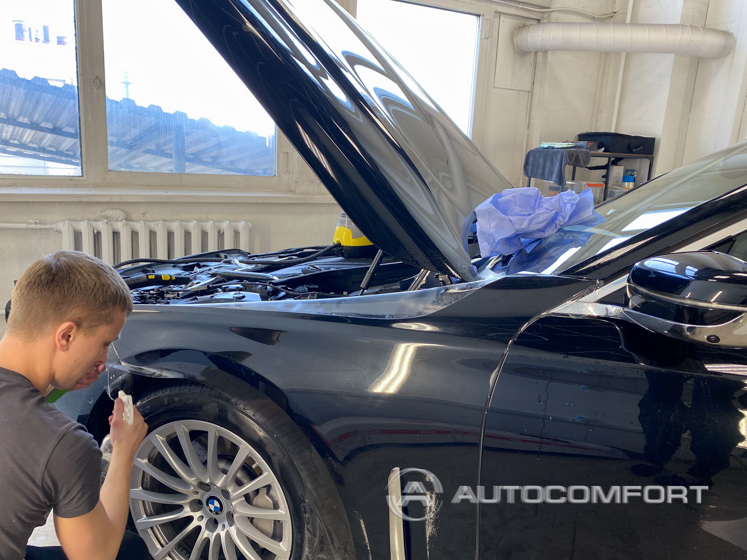 Оклейка зон риска антигравийной пленой Llumar BMW 7 (G11) restyling