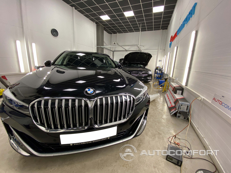 Оклейка зон риска антигравийной пленой Llumar BMW 7 (G11) restyling