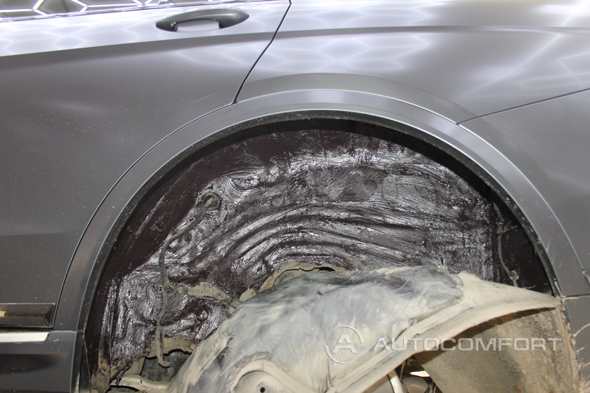 Шумоизоляция Exclusive SGM + колесные арки BMW X7 (G07)