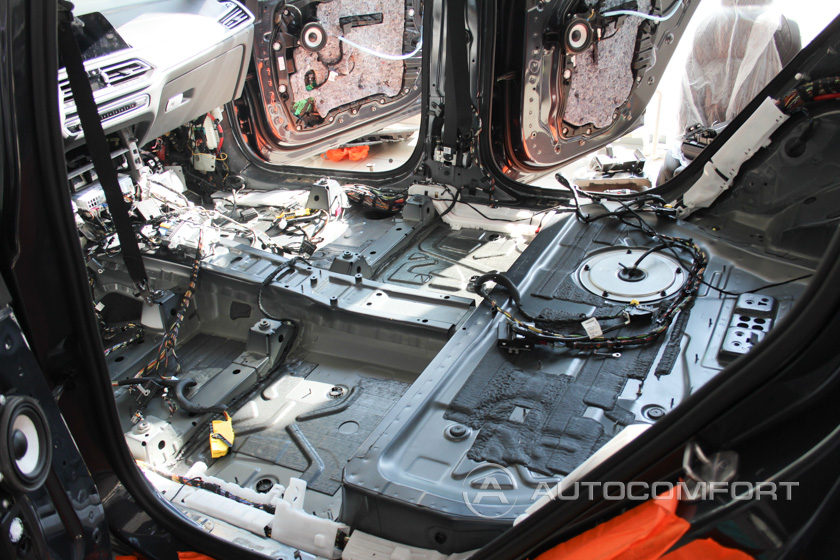 Шумоизоляция Exclusive SGM + колесные арки BMW X7 (G07)
